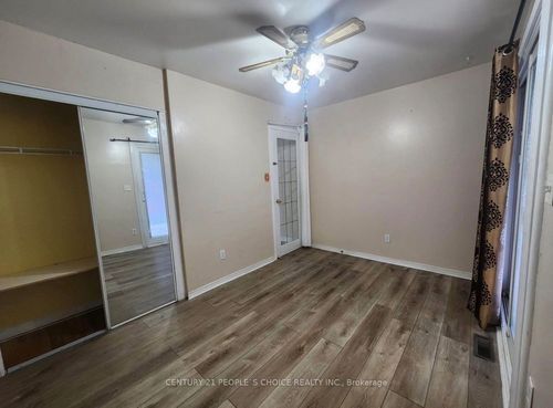 17 Seaborn Road, Brampton, ON, L6V2B8 | Card Image