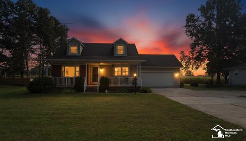 2022 N Raisinville Rd, Monroe, MI, 48162-9668 | Card Image