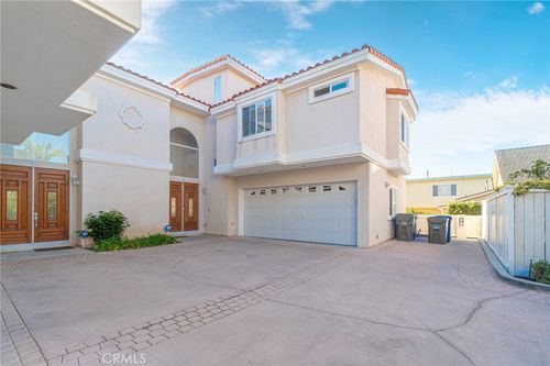 c-413 N Elena Ave, Redondo Beach, CA, 90277-2825 | Card Image