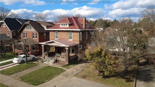 3036 3rd Ave, Huntington, WV, 25702-1432 | Card Image