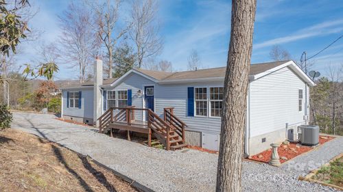 459 Vaughn Rd, Spruce Pine, NC, 28777-8437 | Card Image