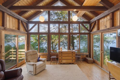 2 Escumbuit Island, Derry, NH, 03038 | Card Image