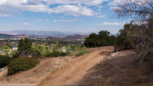 2 Dillon Ct, Thousand Oaks, CA, 91360 | Card Image