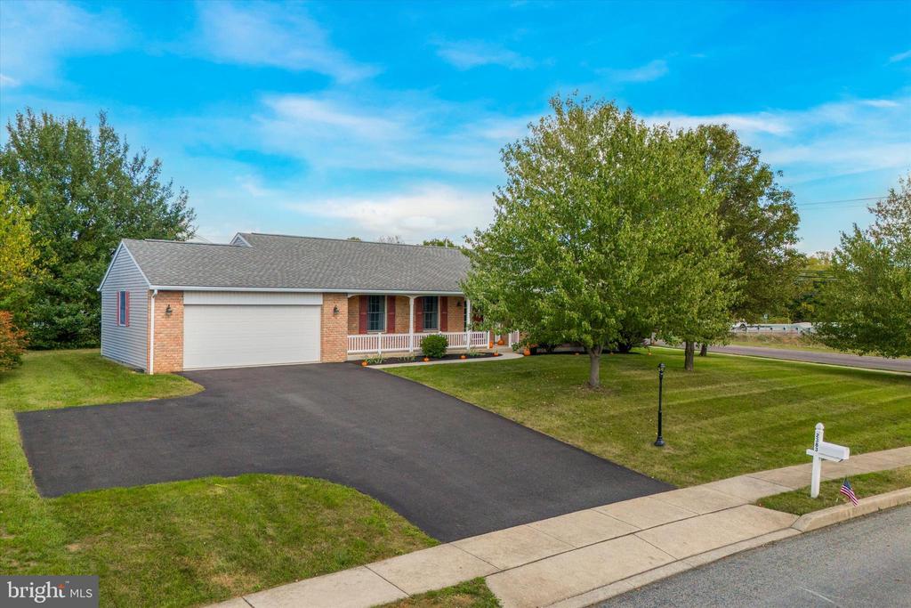 Heather Ln, Gilbertsville, PA 19525