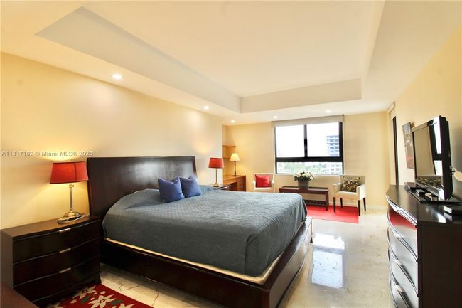 APT-702 - 151 Crandon Blvd, Condo with 2 bedrooms, 2 bathrooms and null parking in Key Biscayne FL | Image 13