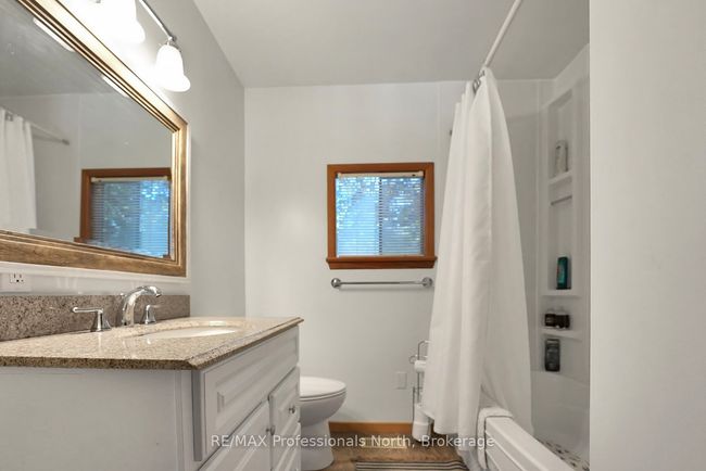 6547 Kennisis Lake Rd, House other with 3 bedrooms, 1 bathrooms and 3 parking in Haliburton ON | Image 27