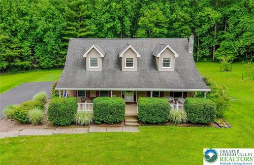 142 Hickory Ln, Saylorsburg, PA, 18353-8492 | Card Image