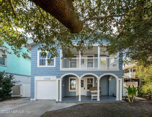 1058 Beach Ave, Atlantic Beach, FL, 32233-5754 | Card Image
