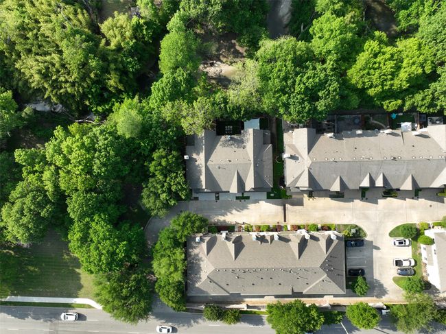 8705 Tudor Pl, Townhouse with 3 bedrooms, 3 bathrooms and null parking in Dallas TX | Image 32