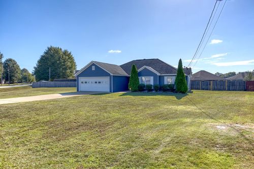 28 Honeysuckle Way, Fort Mitchell, AL, 36856-5409 | Card Image