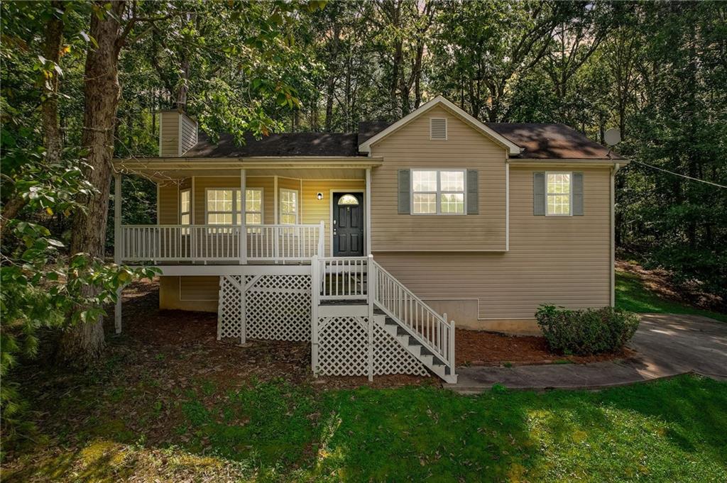 Spring Leaf Pl, Dallas, GA 30157