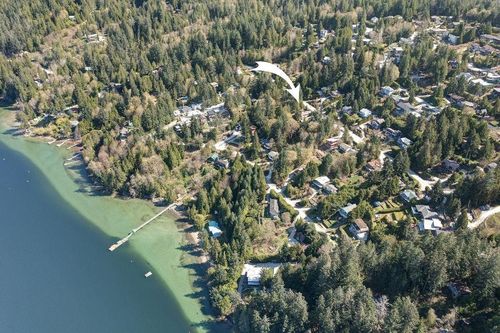 5886 Sandy Hook Rd, Sechelt, BC, V7Z0P4 | Card Image