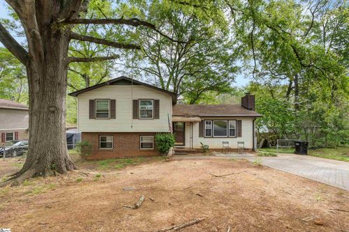 30 Tamwood Cir, Simpsonville, SC, 29680-3024 | Card Image