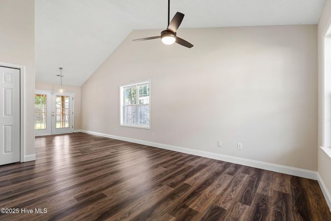 719 Oak Branches Close, House other with 3 bedrooms, 2 bathrooms and 1 parking in Belville NC | Image 11