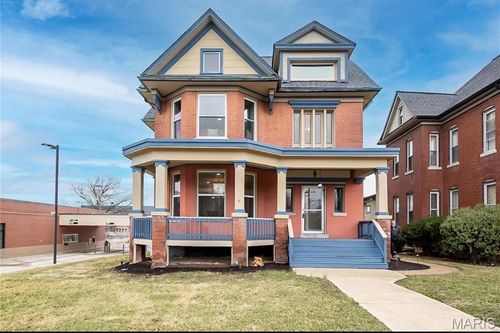 205 Illinois St, Belleville, IL, 62220-2131 | Card Image