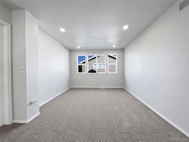 545 Short Dr, House other with 5 bedrooms, 4 bathrooms and 3 parking in Dacono CO | Image 31