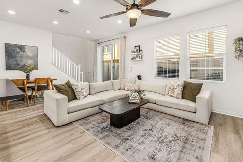 1374 Palo Verde Way, Vista, CA, 92083-7204 | Card Image