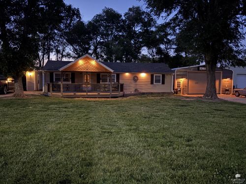5112 Murray Rd, Manhattan, KS, 66503-9702 | Card Image