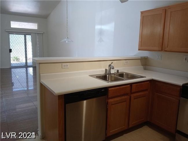 UNIT-103 - 3401 Conan St, Townhouse with 2 bedrooms, 2 bathrooms and null parking in Las Vegas NV | Image 13