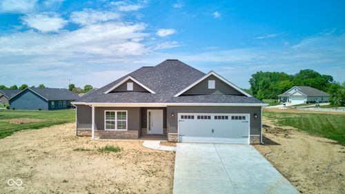 9182 Mulligan Ct, Elwood, IN, 46036-4401 | Card Image