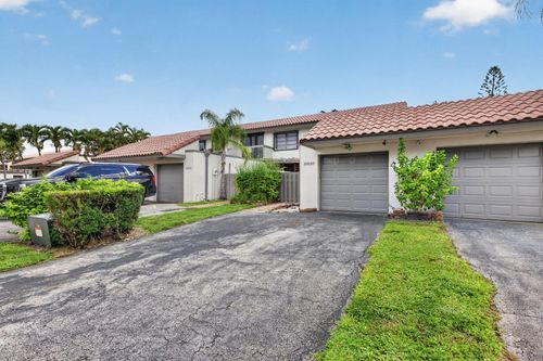 20533 Ne 6th Ct, Miami, FL, 33179-2435 | Card Image