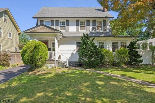 28 University Ct, South Orange, NJ, 07079-2334 | Card Image