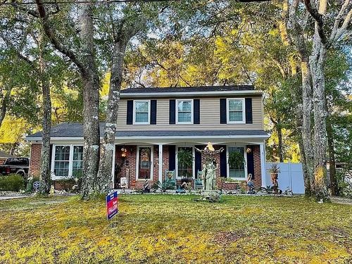 515 7th Ave S, Surfside Beach, SC, 29575-3407 | Card Image