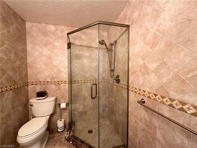 APT-111 - 18036 San Carlos Blvd, Condo with 2 bedrooms, 3 bathrooms and null parking in FORT MYERS BEACH FL | Image 11