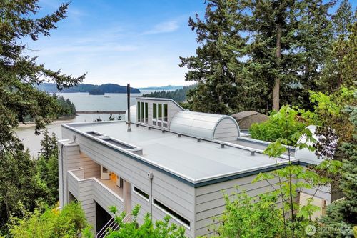 213 Sea Pines Ln, Bellingham, WA, 98229-9364 | Card Image
