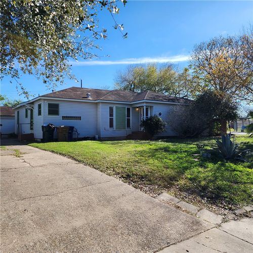 1446 Annapolis Dr, Corpus Christi, TX, 78415-4812 | Card Image