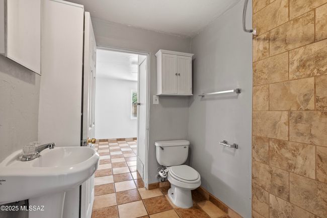 4812 e 3rd st-2-15 | Image 22