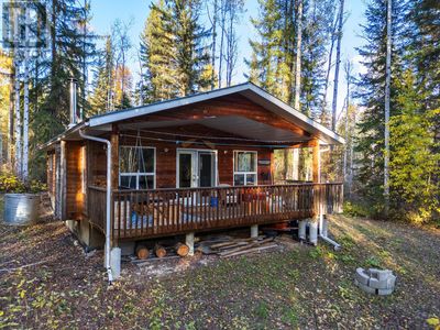 2304 Holmes Deakin Rd, House other with 3 bedrooms, 1 bathrooms and null parking in Golden BC | Image 2