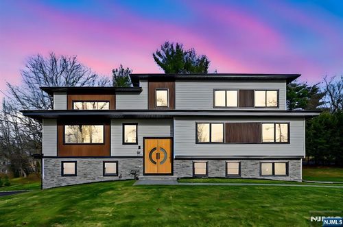 148 Great Hills Rd, Short Hills, NJ, 07078-1276 | Card Image