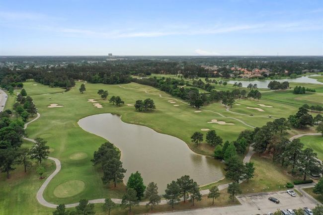 Gleannloch Pines is a semi-private 27-hole GOLF club featuring a clubhouse, enjoy the ultimate round of golf, fabulous views and elegant surroundings. The course is owned & operated by Tour 18, Inc. Spend the day on the golf course without leaving the neighborhood. | Image 43