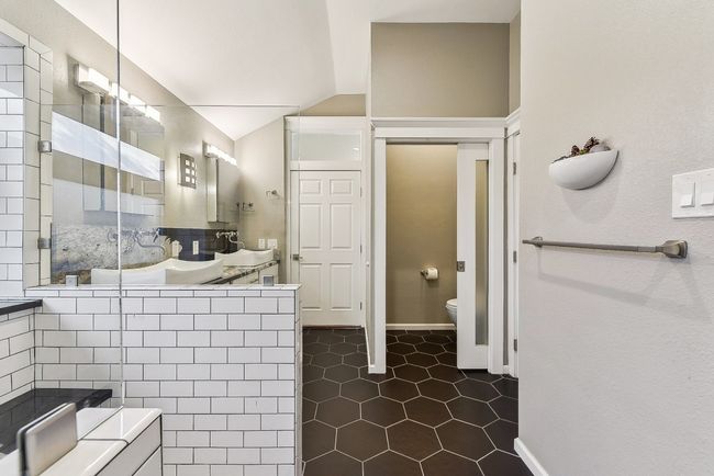 6303 Needham Ln, House other with 4 bedrooms, 3 bathrooms and 2 parking in Austin TX | Image 20