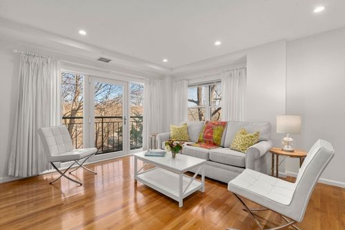 unit-309-1 Watermill Pl, Arlington, MA, 02476-4142 | Card Image