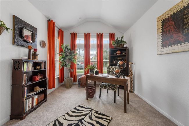 181 Durian Loop, House other with 3 bedrooms, 2 bathrooms and null parking in Buda TX | Image 17