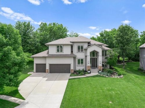 9914 Woodstock St, Lenexa, KS, 66220-8000 | Card Image