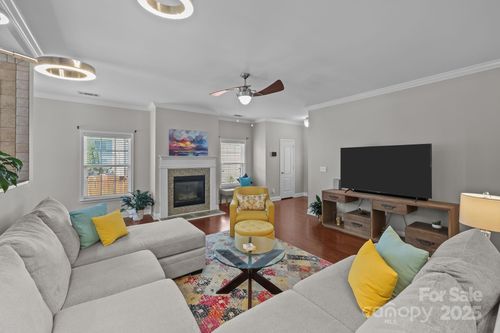 9915 Rocky Ford Club Rd, Charlotte, NC, 28269-2883 | Card Image