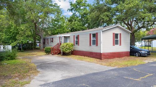 106 Village Ct, Murrells Inlet, SC, 29576-5081 | Card Image