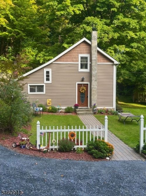 67 Glenwood Mt Rd, Sussex, NJ, 07461-4603 | Card Image