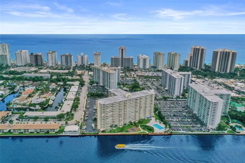 apt-315-3200 Ne 36th St, Fort Lauderdale, FL, 33308-6741 | Card Image