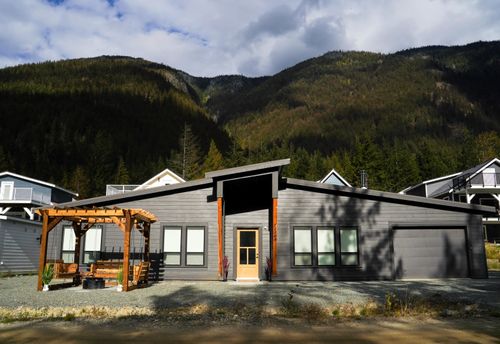 hg-184-71384 Grove Place, Sunshine Valley, BC, V0X1L5 | Card Image