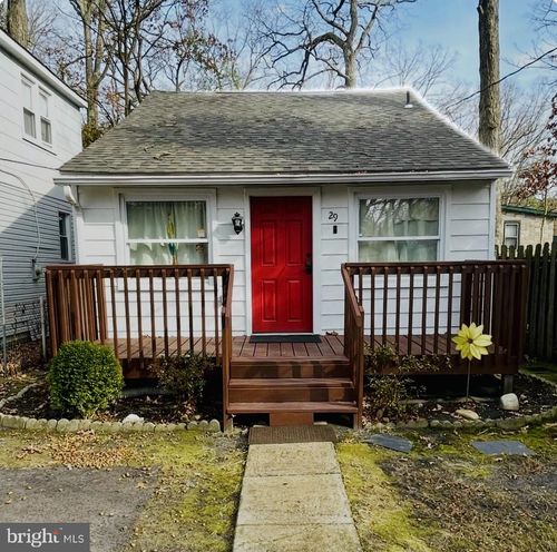 29 Point Breeze Ave, CLEMENTON, NJ, 08021-4715 | Card Image