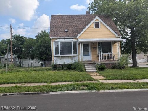 808 White Ave, Lincoln Park, MI, 48146-2712 | Card Image