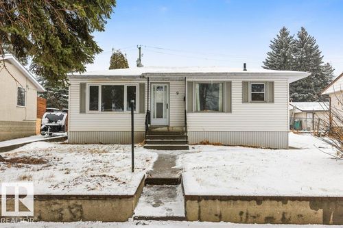 9 Mural Cres, St Albert, AB, T8N1J8 | Card Image