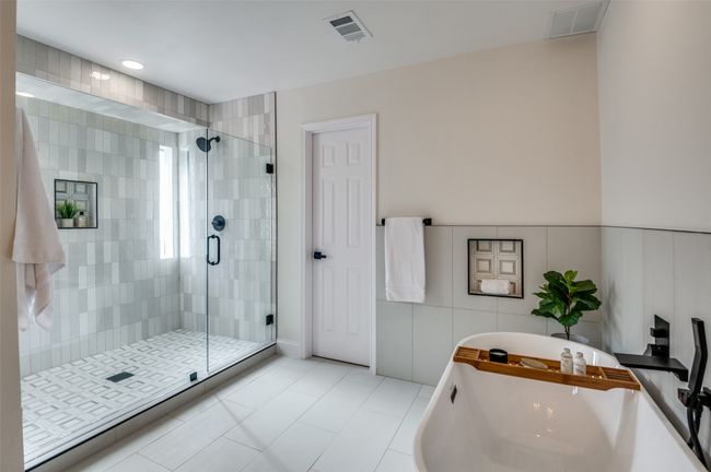 2028 Casa Loma Ct, House other with 3 bedrooms, 2 bathrooms and null parking in Grapevine TX | Image 24