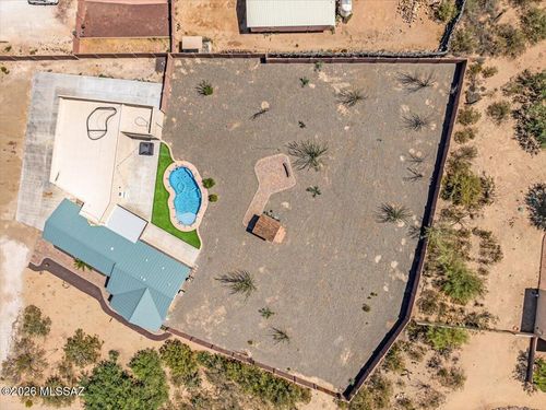 670 N Ivy, Vail, AZ, 85641 | Card Image