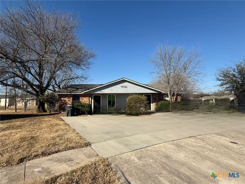 4802 Rainbow Cir, Killeen, TX, 76543-8811 | Card Image
