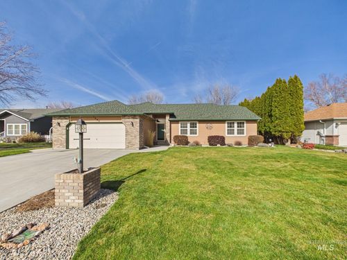 1460 Fernlee St, Emmett, ID, 83617-2700 | Card Image